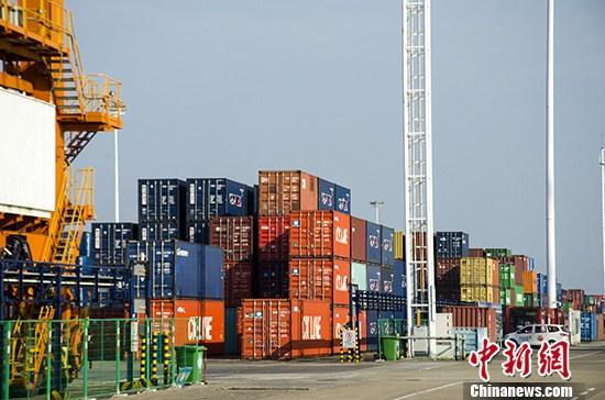 40年間進(jìn)口額增長750多倍 中國“買全球”實現(xiàn)歷史性跨越